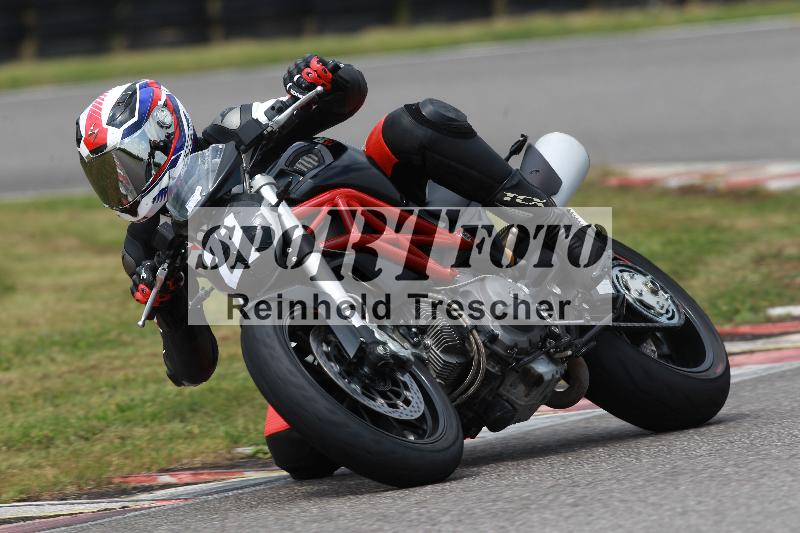 Archiv-2022/13 25.04.2022 Plüss Moto Sport ADR/Freies Fahren/21